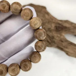 Vòng Trầm Hương Banh Bông Lào 12 ly - 1